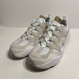 Nike NIKE TECH HERA Size 11 FJ9532-100 Photon Dust White